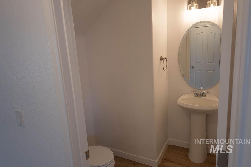 4328 E Vineyard, Nampa, Idaho 83686, 4 Bedrooms, 2.5 Bathrooms, Residential For Sale, Price $425,000, 98974582