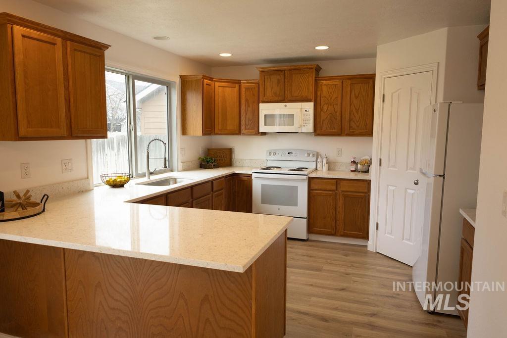 4328 E Vineyard, Nampa, Idaho 83686, 4 Bedrooms, 2.5 Bathrooms, Residential For Sale, Price $425,000, 98974582