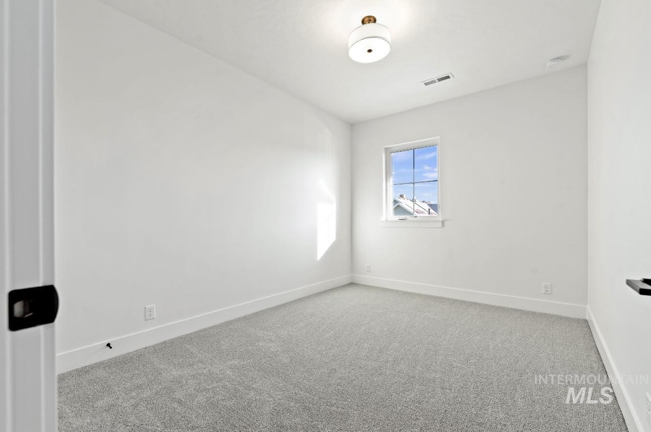 2083 N Rockdale Ave, Kuna, Idaho 83634, 5 Bedrooms, 3.5 Bathrooms, Residential For Sale, Price $949,880,MLS 98974585