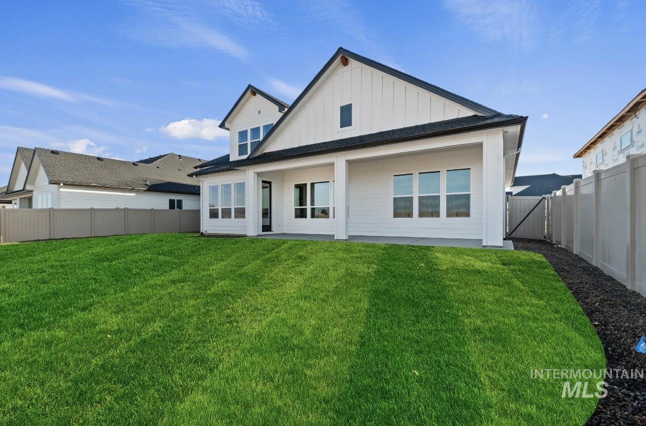 2083 N Rockdale Ave, Kuna, Idaho 83634, 5 Bedrooms, 3.5 Bathrooms, Residential For Sale, Price $949,880,MLS 98974585