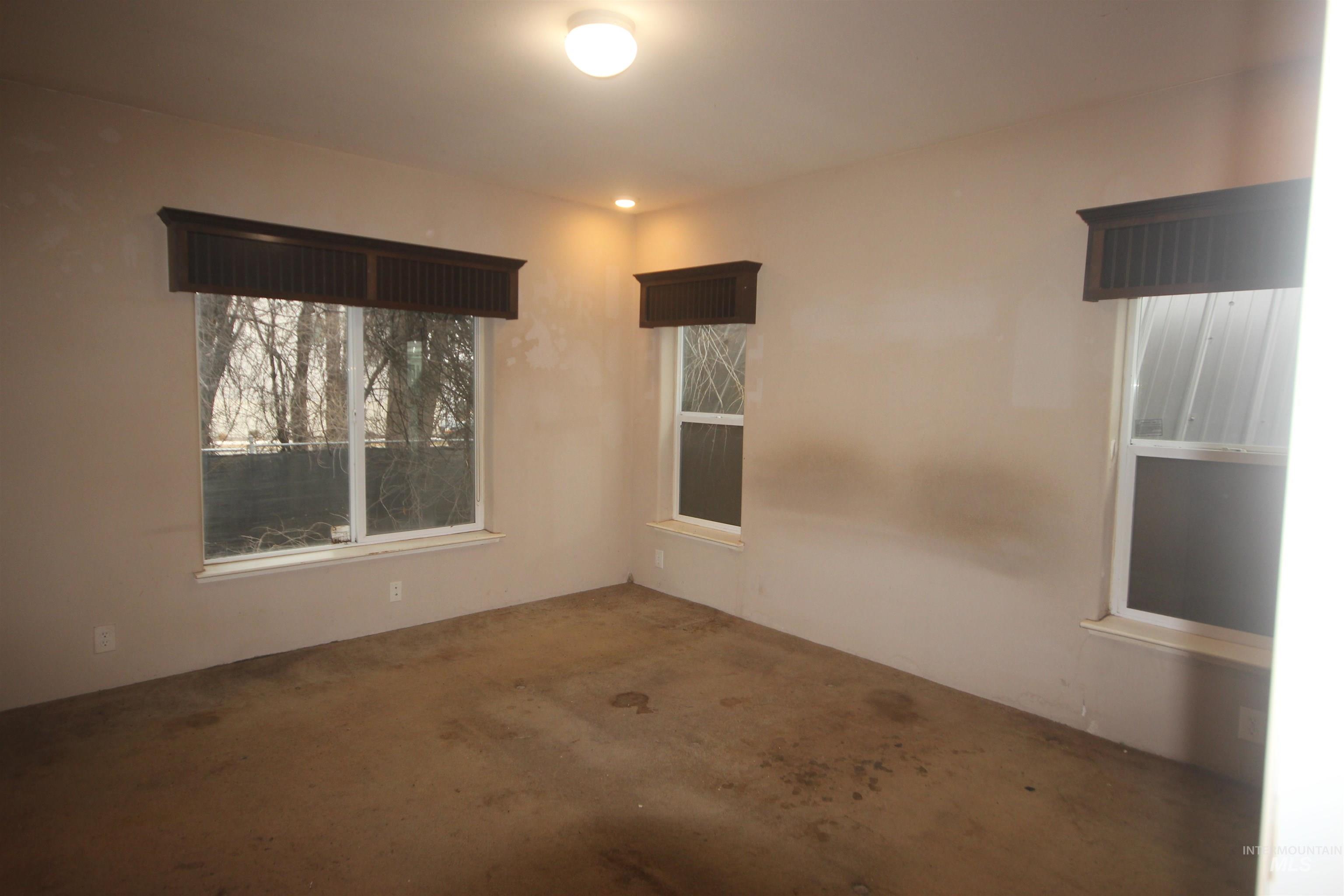 611 N Timathy, Boise, Idaho 83713, 3 Bedrooms, 2 Bathrooms, Residential For Sale, Price $100,000,MLS 98974586