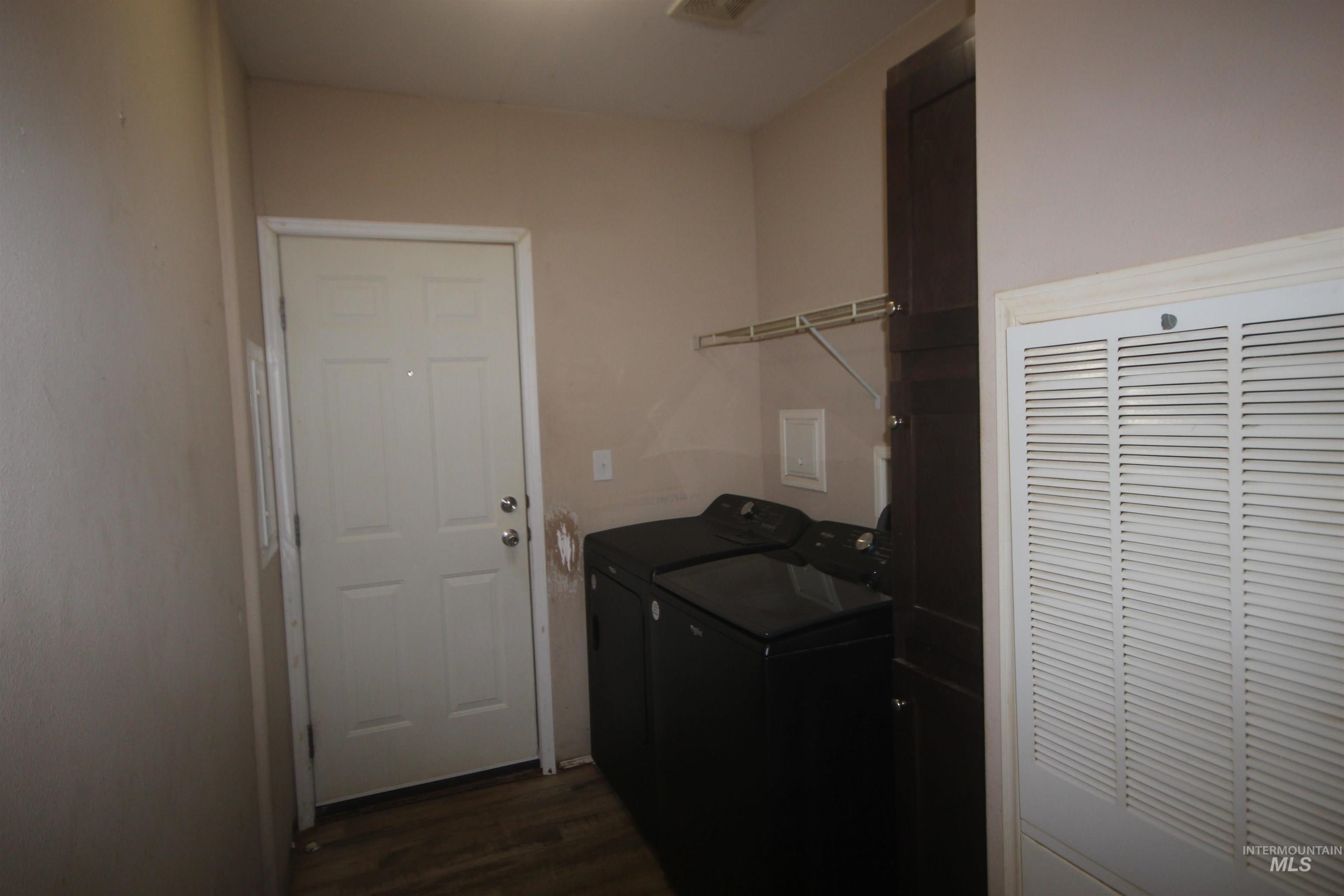 611 N Timathy, Boise, Idaho 83713, 3 Bedrooms, 2 Bathrooms, Residential For Sale, Price $100,000,MLS 98974586