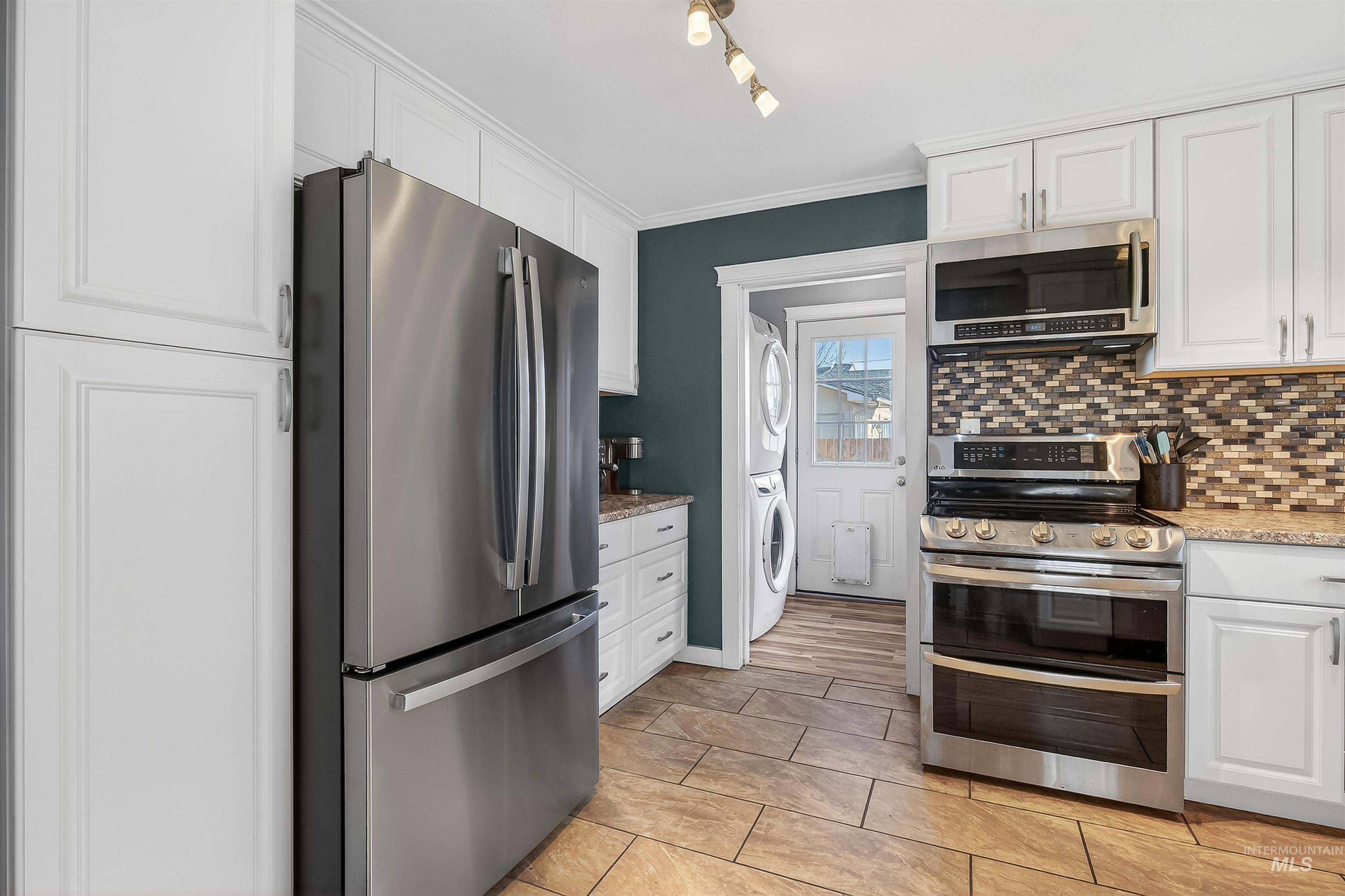 807 3rd Street, Clarkston, Washington 99403, 2 Bedrooms, 1 Bathroom, Residential For Sale, Price $295,000,MLS 98974587