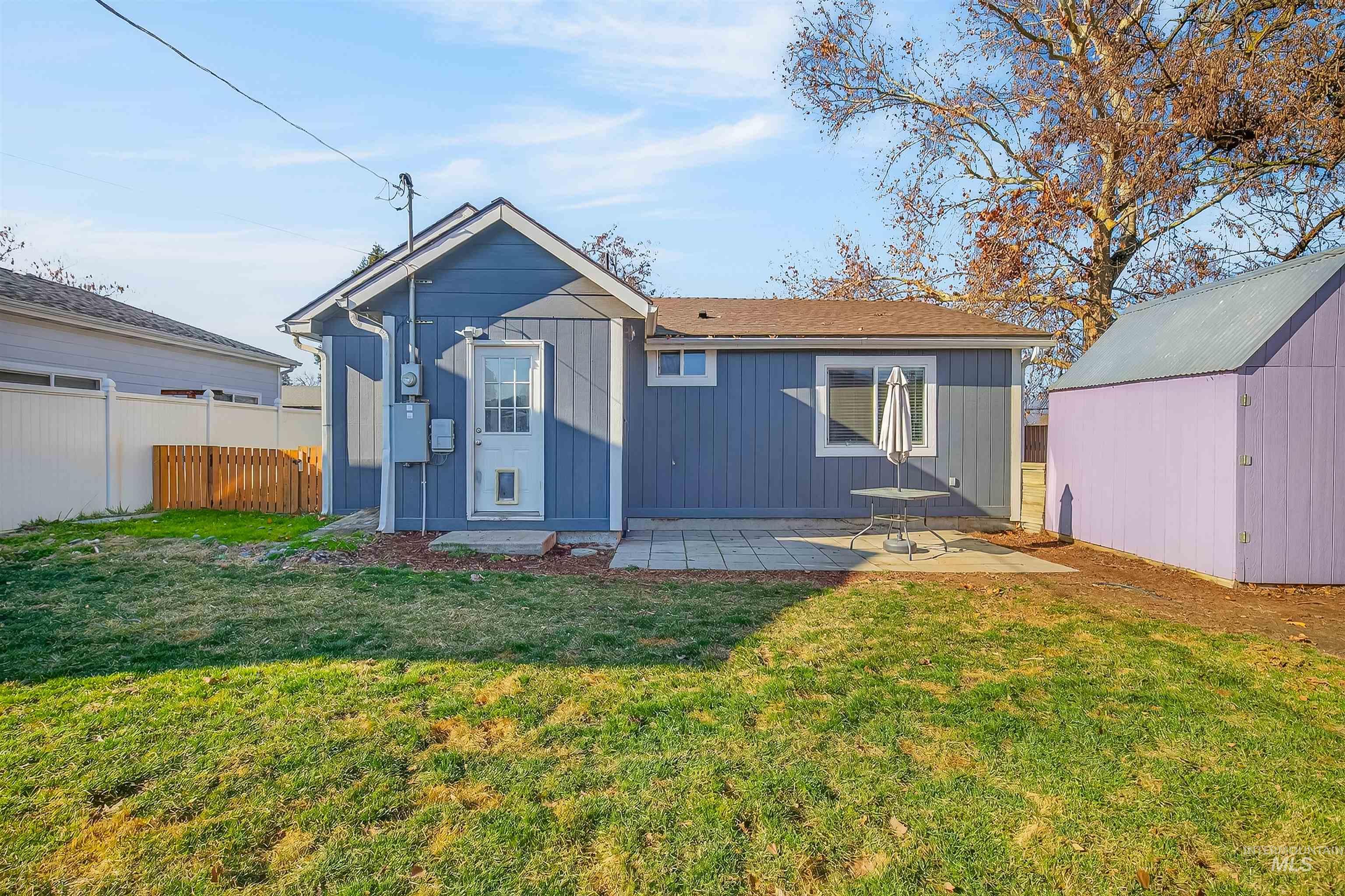 807 3rd Street, Clarkston, Washington 99403, 2 Bedrooms, 1 Bathroom, Residential For Sale, Price $295,000,MLS 98974587