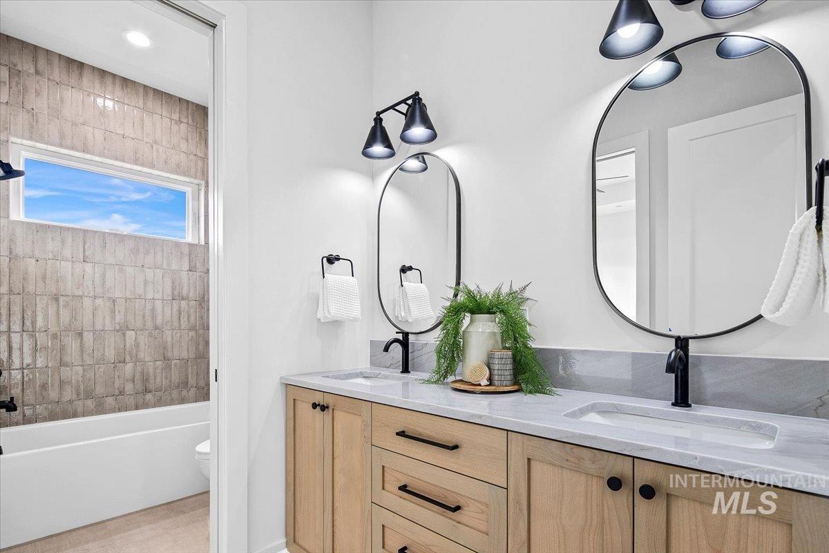 14058 Hipwell Drive, Nampa, Idaho 83686, 4 Bedrooms, 3.5 Bathrooms, Residential For Sale, Price $1,598,000,MLS 98974591