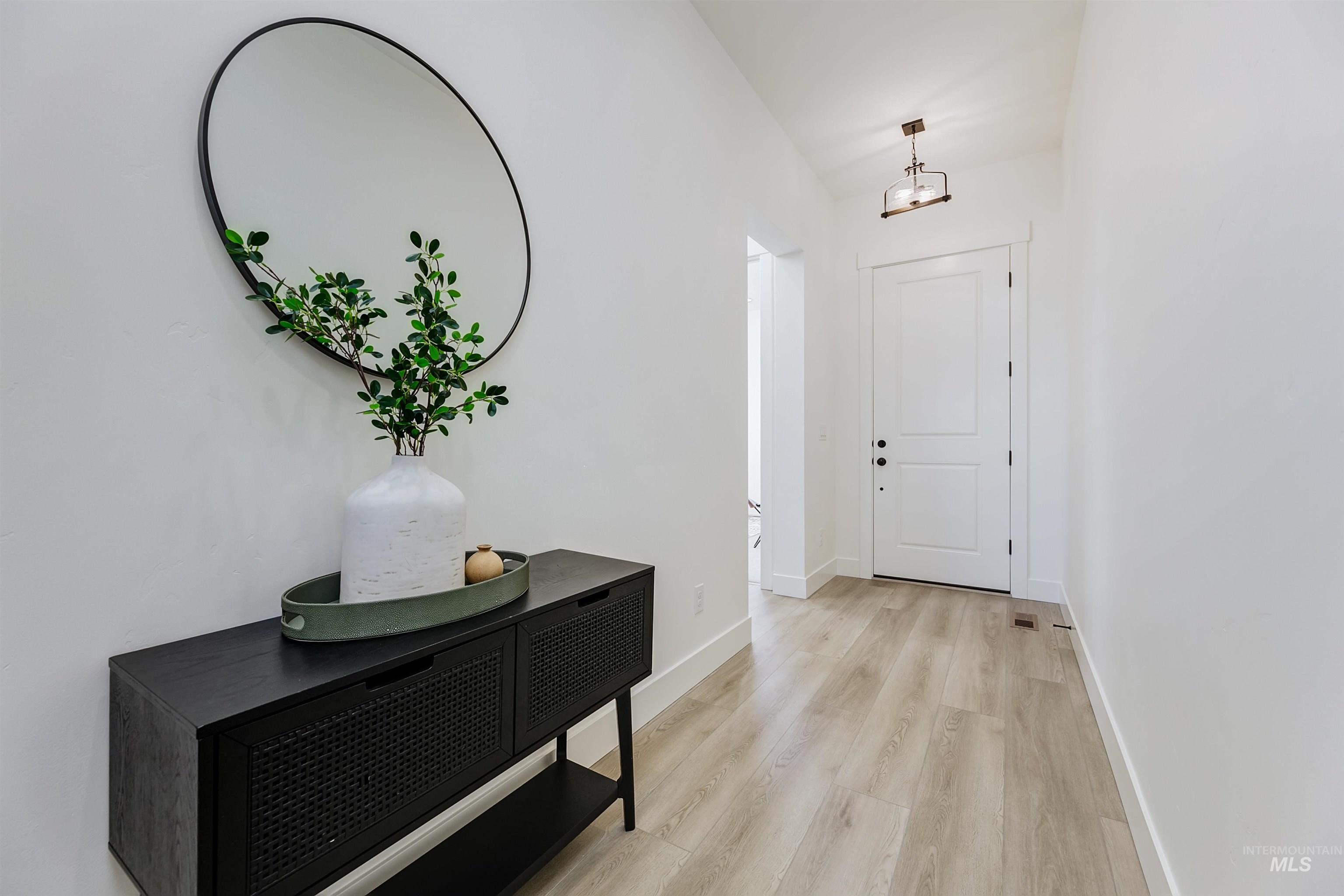 12617 S Lenora Pl., Nampa, Idaho 83686, 4 Bedrooms, 3.5 Bathrooms, Residential For Sale, Price $742,684,MLS 98974592