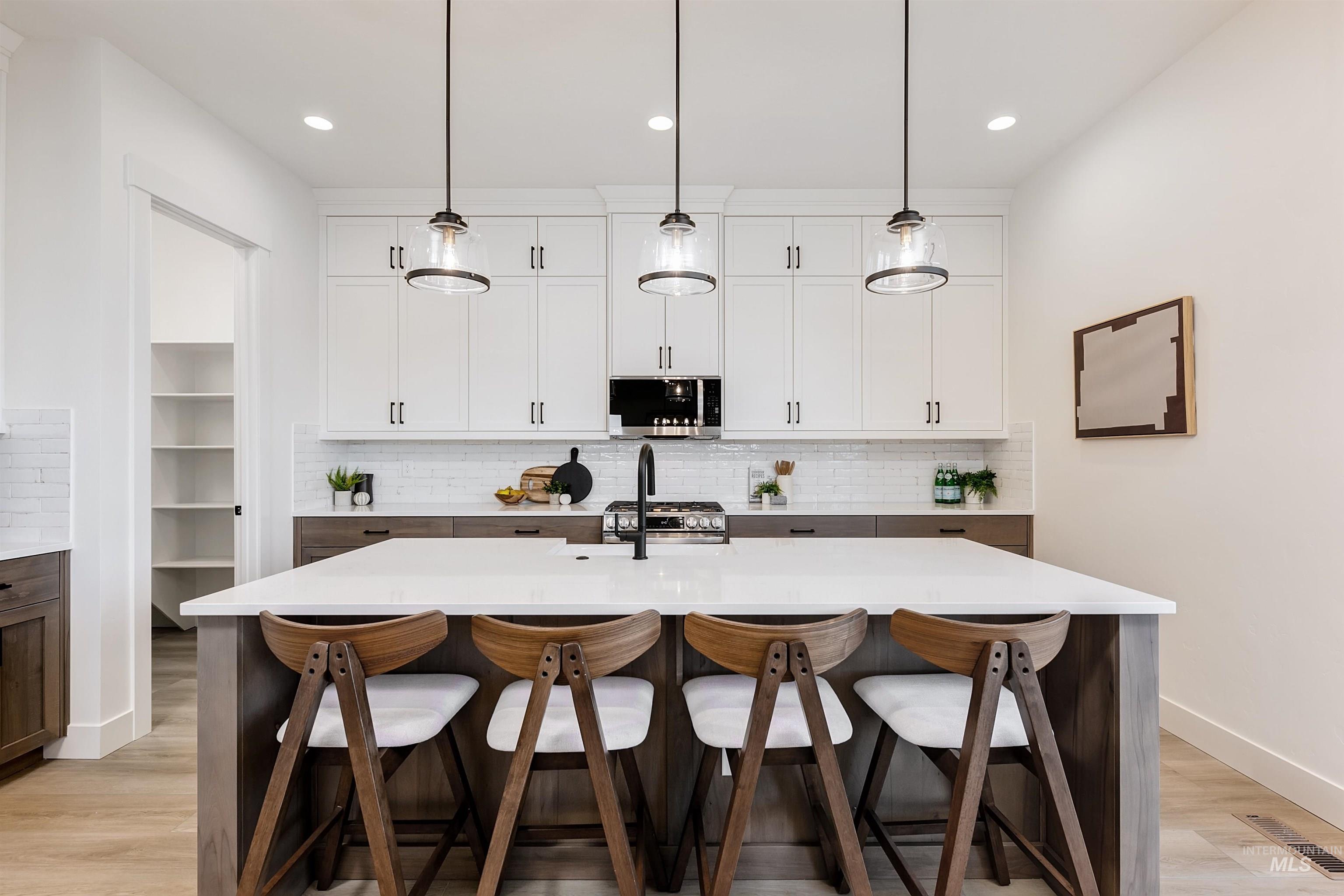 12617 S Lenora Pl., Nampa, Idaho 83686, 4 Bedrooms, 3.5 Bathrooms, Residential For Sale, Price $742,684,MLS 98974592