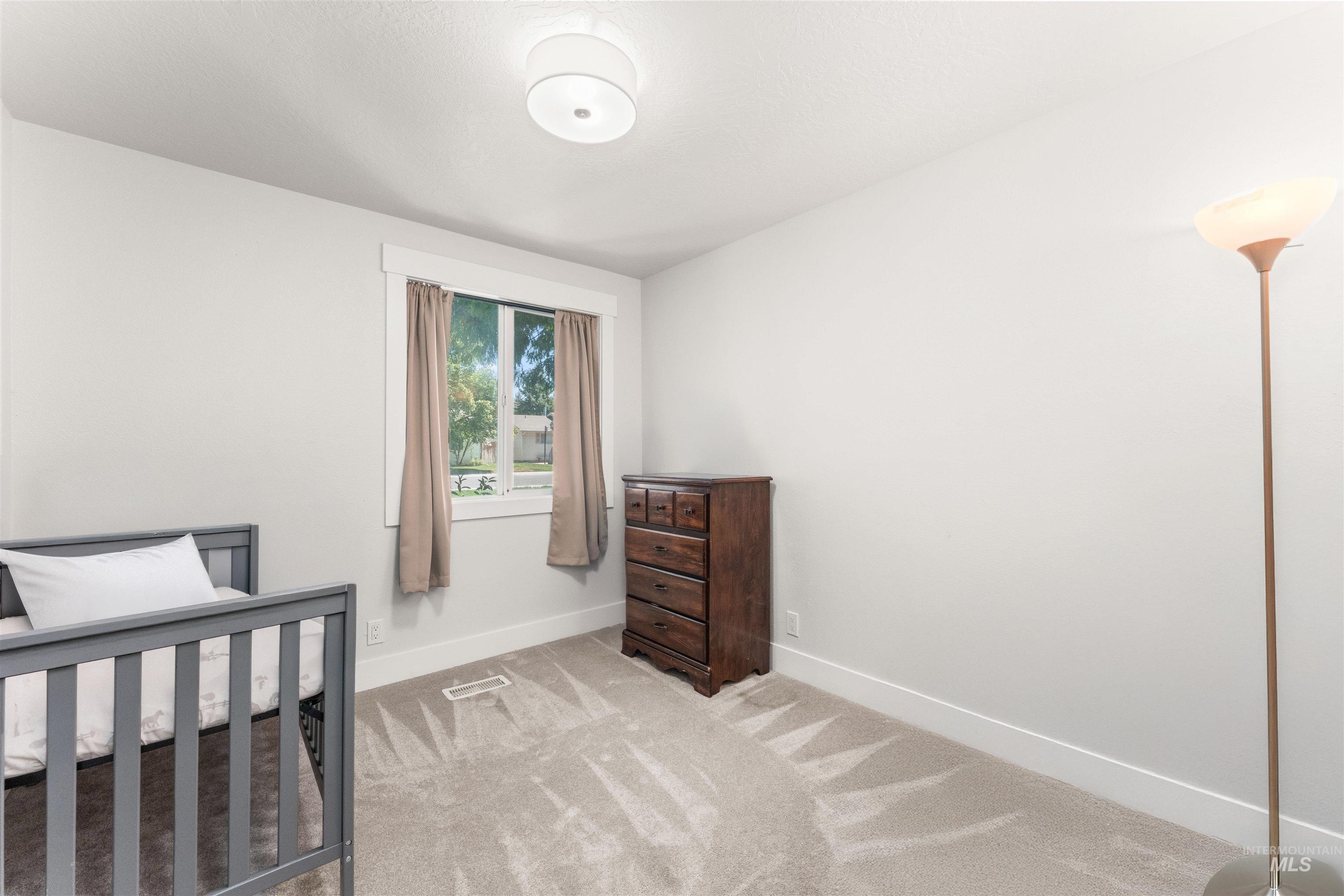 2721 N Christine St, Boise, Idaho 83704, 3 Bedrooms, 2 Bathrooms, Residential For Sale, Price $420,000, 98974596