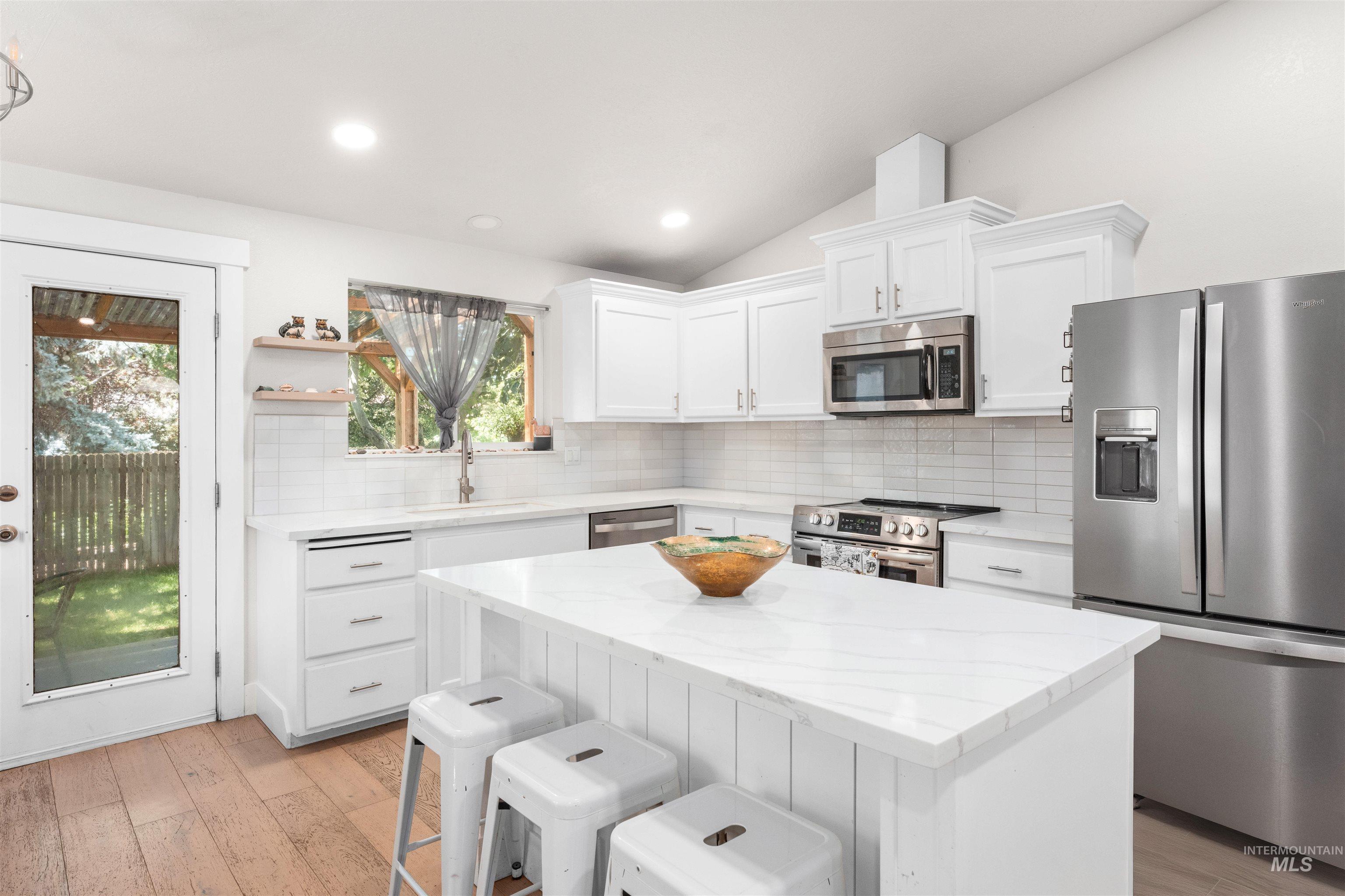 2721 N Christine St, Boise, Idaho 83704, 3 Bedrooms, 2 Bathrooms, Residential For Sale, Price $420,000, 98974596