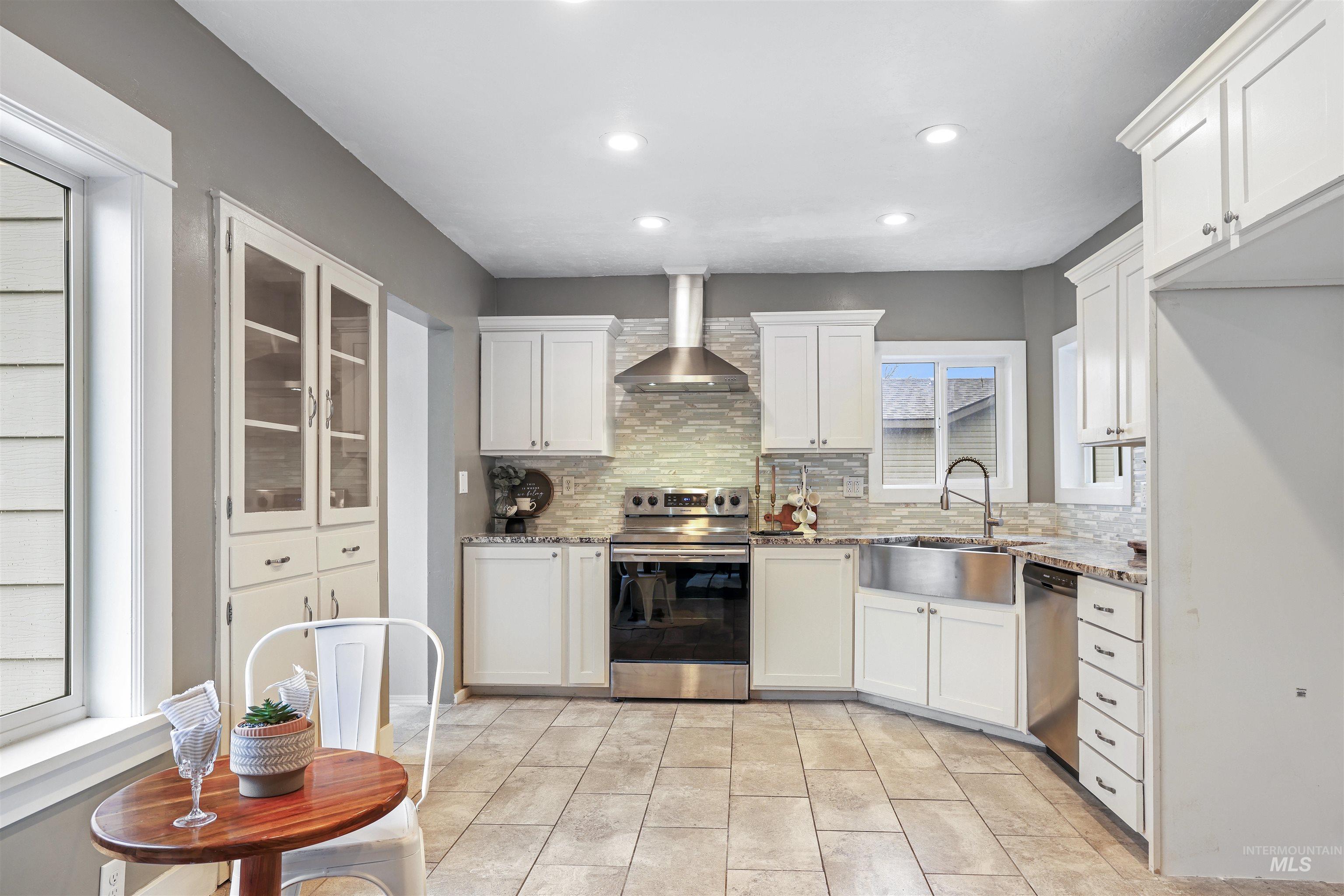 330 Birch Street S, Kimberly, Idaho 83341, 6 Bedrooms, 2 Bathrooms, Residential For Sale, Price $420,000, 98974598