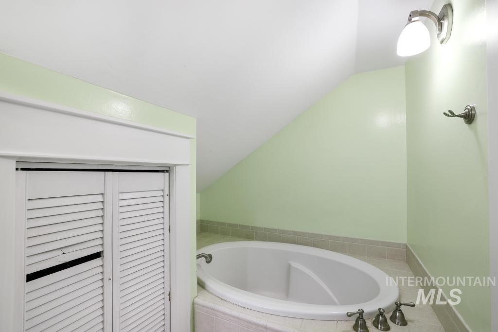 330 Birch Street S, Kimberly, Idaho 83341, 6 Bedrooms, 2 Bathrooms, Residential For Sale, Price $420,000, 98974598