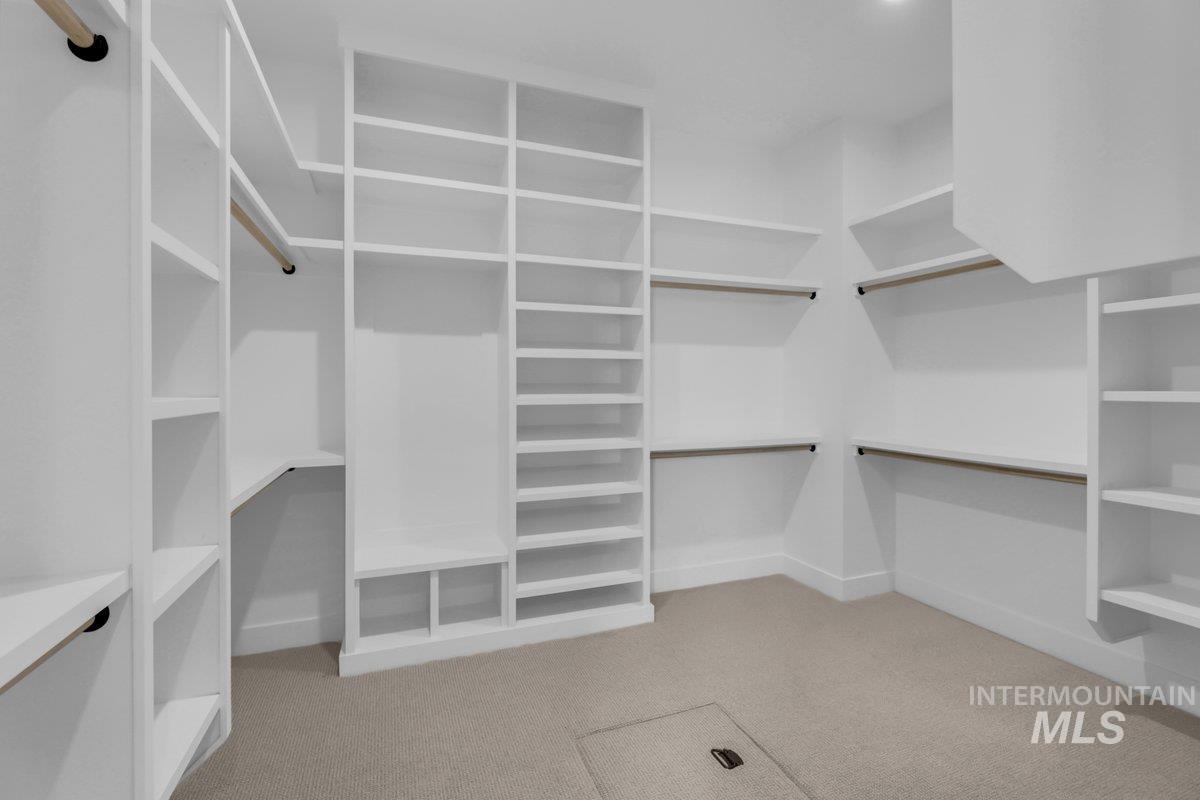 21460 Jackson Creek Ct, Star, Idaho 83669, 4 Bedrooms, 3 Bathrooms, Residential For Sale, Price $1,395,000,MLS 98974601