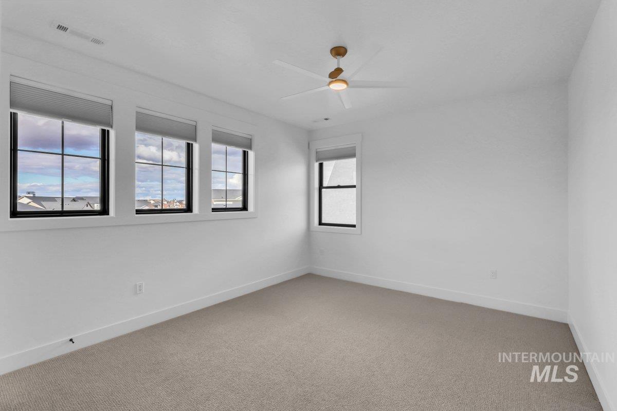 21460 Jackson Creek Ct, Star, Idaho 83669, 4 Bedrooms, 3 Bathrooms, Residential For Sale, Price $1,395,000,MLS 98974601