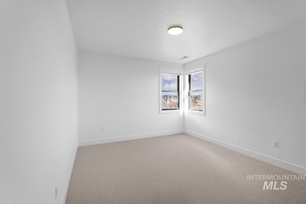 21460 Jackson Creek Ct, Star, Idaho 83669, 4 Bedrooms, 3 Bathrooms, Residential For Sale, Price $1,395,000,MLS 98974601