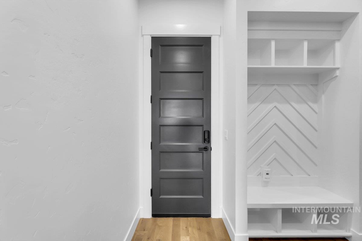 21460 Jackson Creek Ct, Star, Idaho 83669, 4 Bedrooms, 3 Bathrooms, Residential For Sale, Price $1,395,000,MLS 98974601