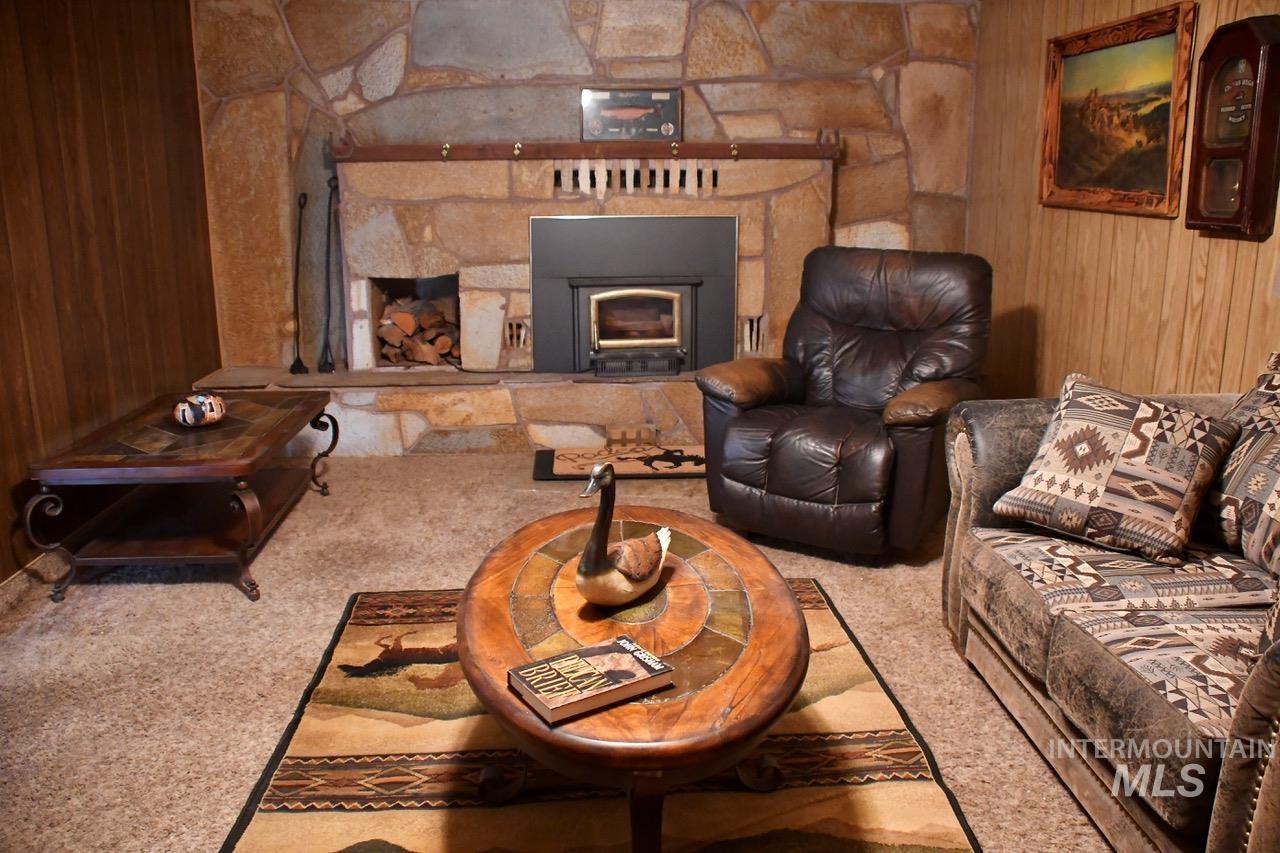 405 14th Street, Rupert, Idaho 83350, 3 Bedrooms, 1.5 Bathrooms, Residential For Sale, Price $297,000, 98974602