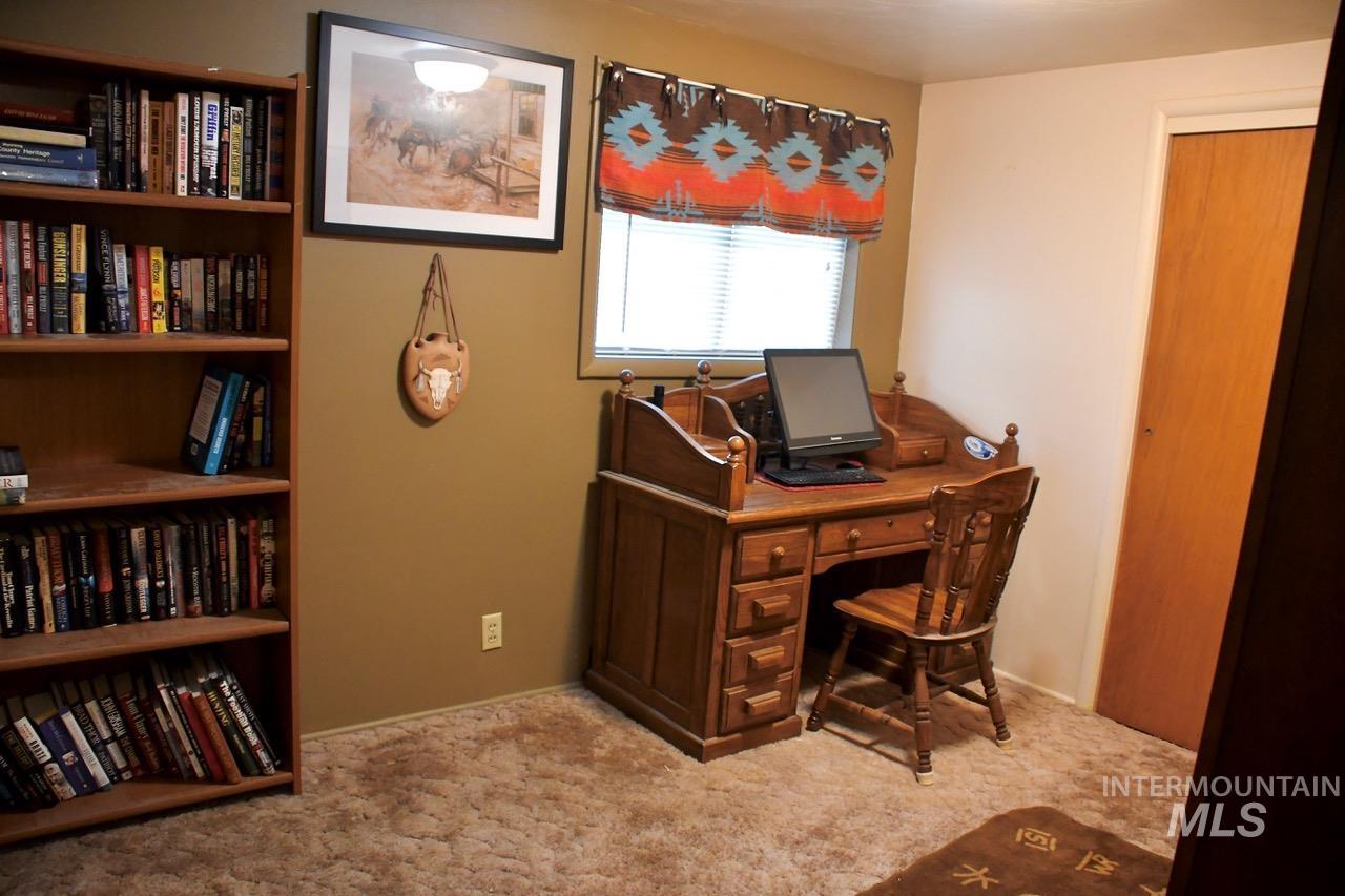 405 14th Street, Rupert, Idaho 83350, 3 Bedrooms, 1.5 Bathrooms, Residential For Sale, Price $297,000, 98974602