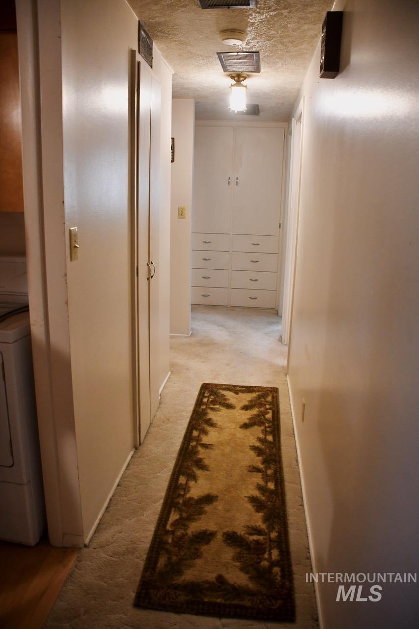 405 14th Street, Rupert, Idaho 83350, 3 Bedrooms, 1.5 Bathrooms, Residential For Sale, Price $297,000, 98974602