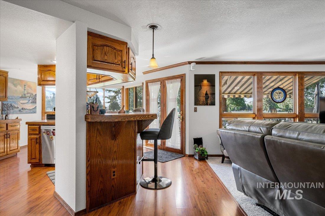 704 N Nicklaus Ln, Eagle, Idaho 83616-5358, 4 Bedrooms, 2.5 Bathrooms, Residential For Sale, Price $725,000,MLS 98974603