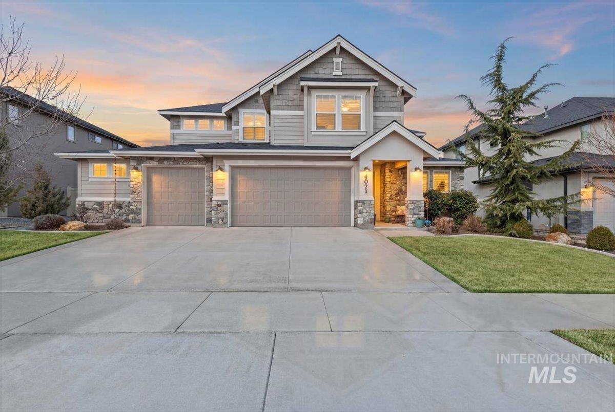 4071 S Twilight Rise Ave, Meridian, Idaho 83642, 5 Bedrooms, 3.5 Bathrooms, Residential For Sale, Price $879,900,MLS 98974606