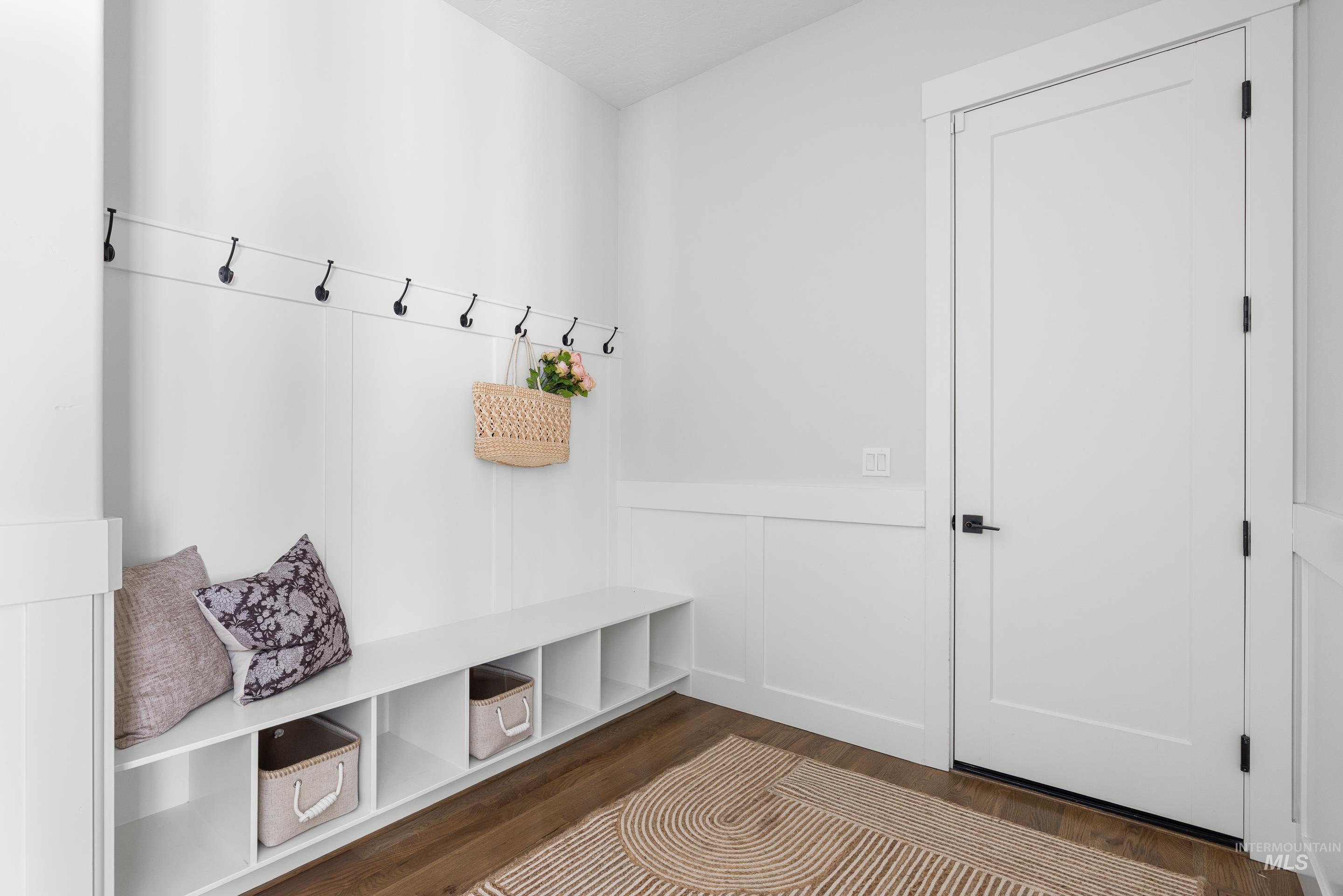 6100 E Hootowl Dr, Boise, Idaho 83716, 4 Bedrooms, 3.5 Bathrooms, Residential For Sale, Price $1,685,000,MLS 98974608