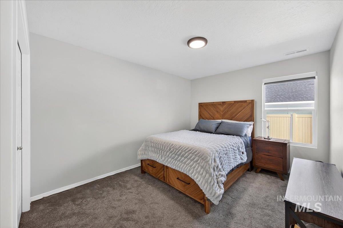 4136 E White Plains St, Nampa, Idaho 83686, 3 Bedrooms, 2 Bathrooms, Residential For Sale, Price $374,900,MLS 98974611