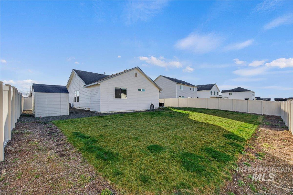 4136 E White Plains St, Nampa, Idaho 83686, 3 Bedrooms, 2 Bathrooms, Residential For Sale, Price $374,900,MLS 98974611