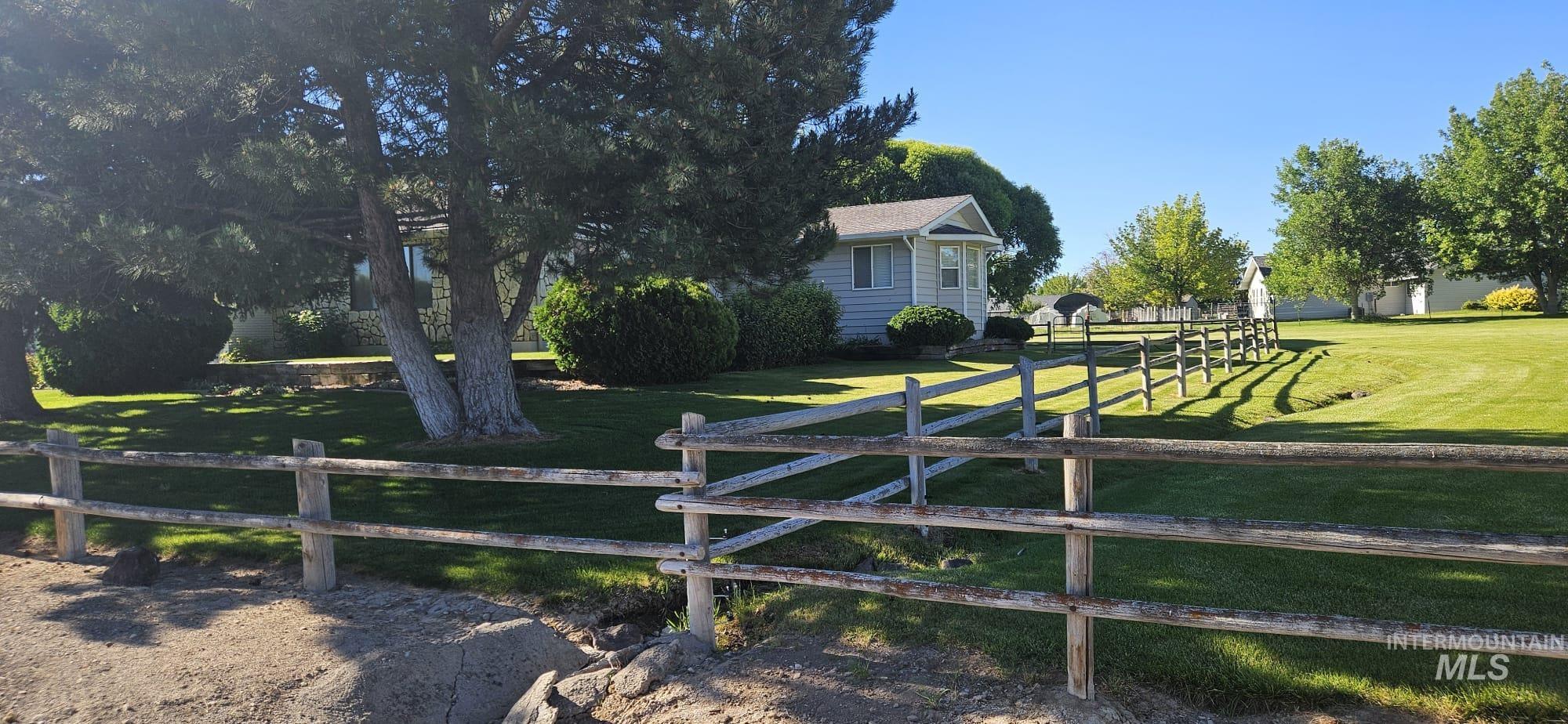 1027 Clear Creek Drive, Buhl, Idaho 83316, 5 Bedrooms, 3.5 Bathrooms, Residential For Sale, Price $729,000,MLS 98974615