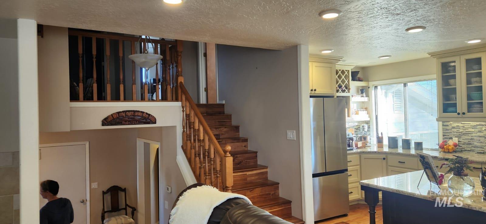 1027 Clear Creek Drive, Buhl, Idaho 83316, 5 Bedrooms, 3.5 Bathrooms, Residential For Sale, Price $750,000,MLS 98974615