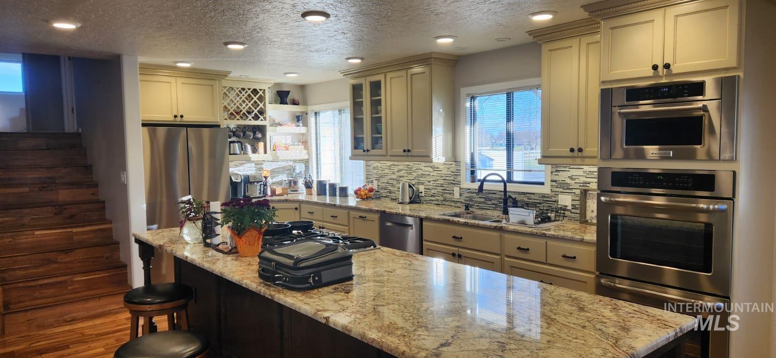 1027 Clear Creek Drive, Buhl, Idaho 83316, 5 Bedrooms, 3.5 Bathrooms, Residential For Sale, Price $750,000,MLS 98974615