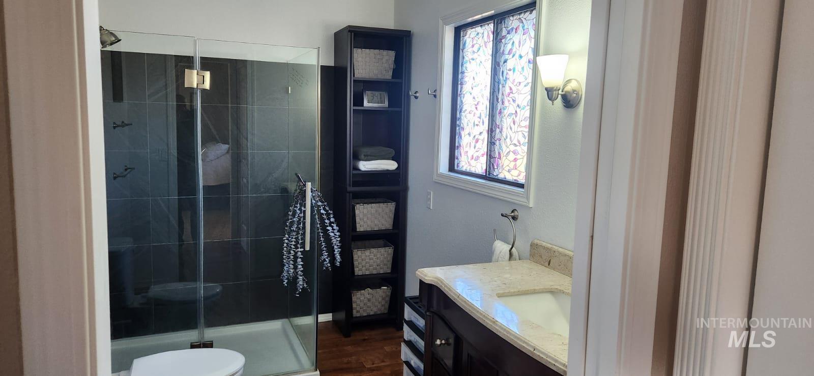 1027 Clear Creek Drive, Buhl, Idaho 83316, 5 Bedrooms, 3.5 Bathrooms, Residential For Sale, Price $750,000,MLS 98974615