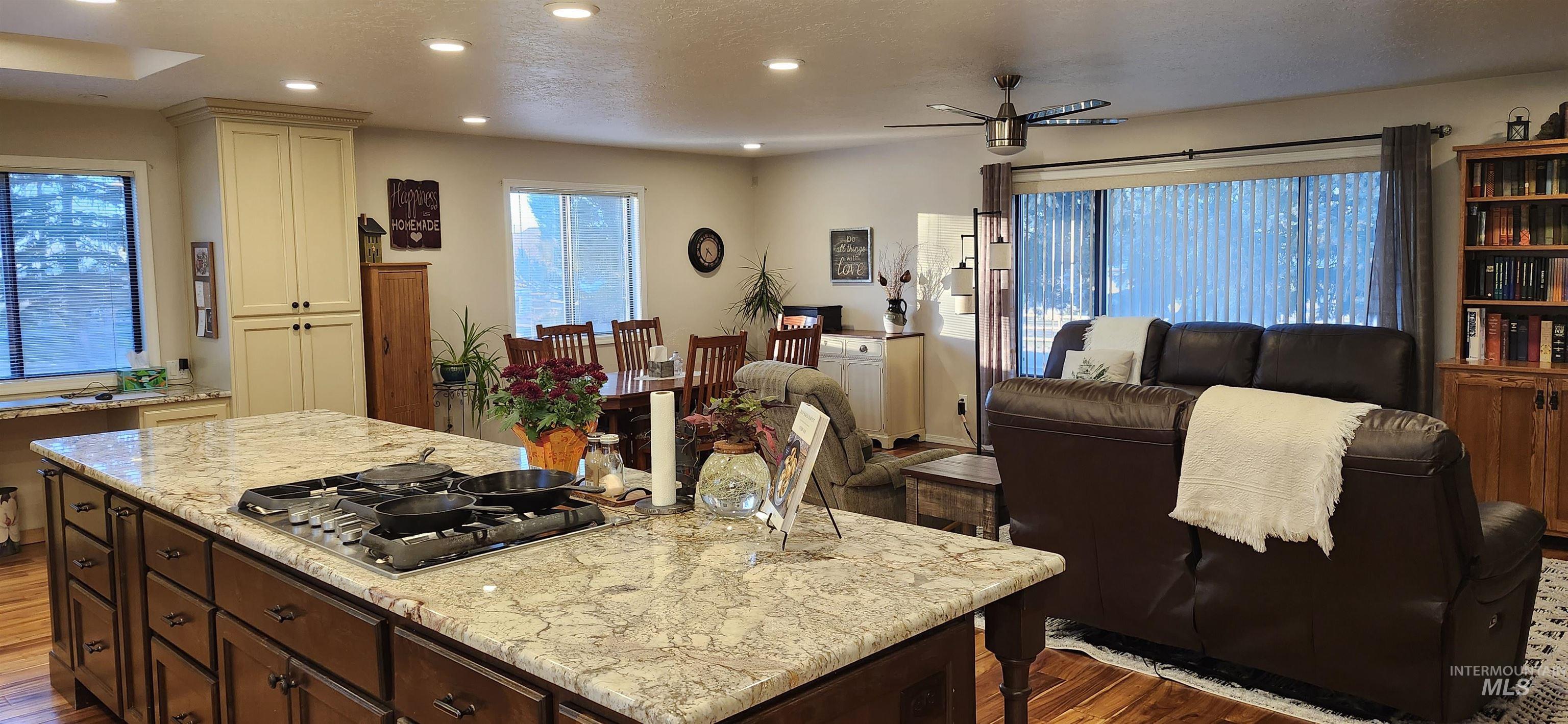 1027 Clear Creek Drive, Buhl, Idaho 83316, 5 Bedrooms, 3.5 Bathrooms, Residential For Sale, Price $729,000,MLS 98974615