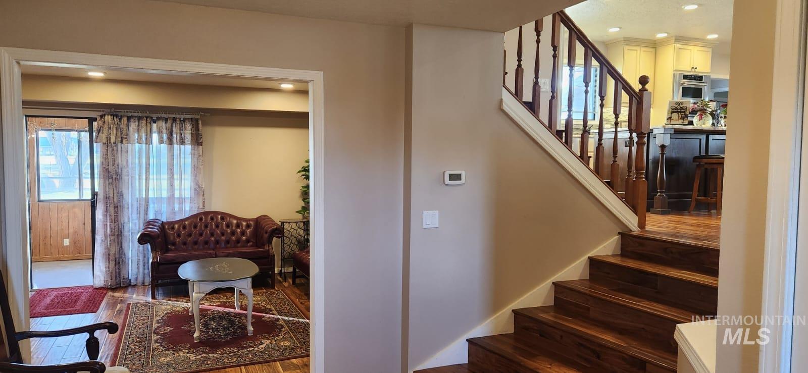 1027 Clear Creek Drive, Buhl, Idaho 83316, 5 Bedrooms, 3.5 Bathrooms, Residential For Sale, Price $750,000,MLS 98974615