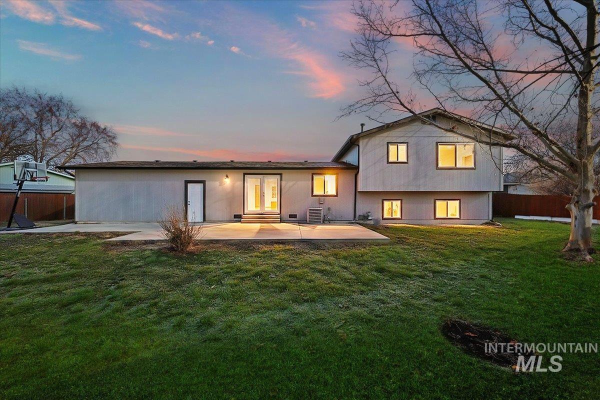 10667 W Cranberry St, Boise, Idaho 83713, 5 Bedrooms, 2 Bathrooms, Residential For Sale, Price $539,990, 98974617