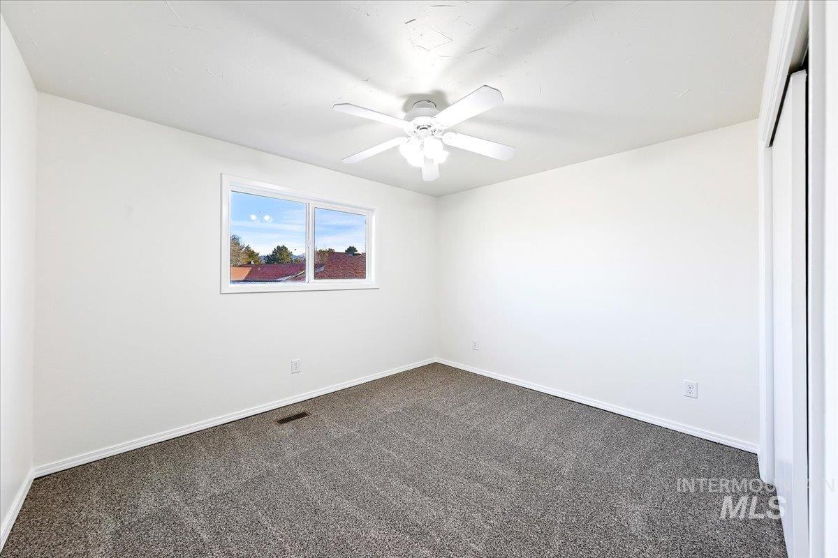 10667 W Cranberry St, Boise, Idaho 83713, 5 Bedrooms, 2 Bathrooms, Residential For Sale, Price $499,000,MLS 98974617