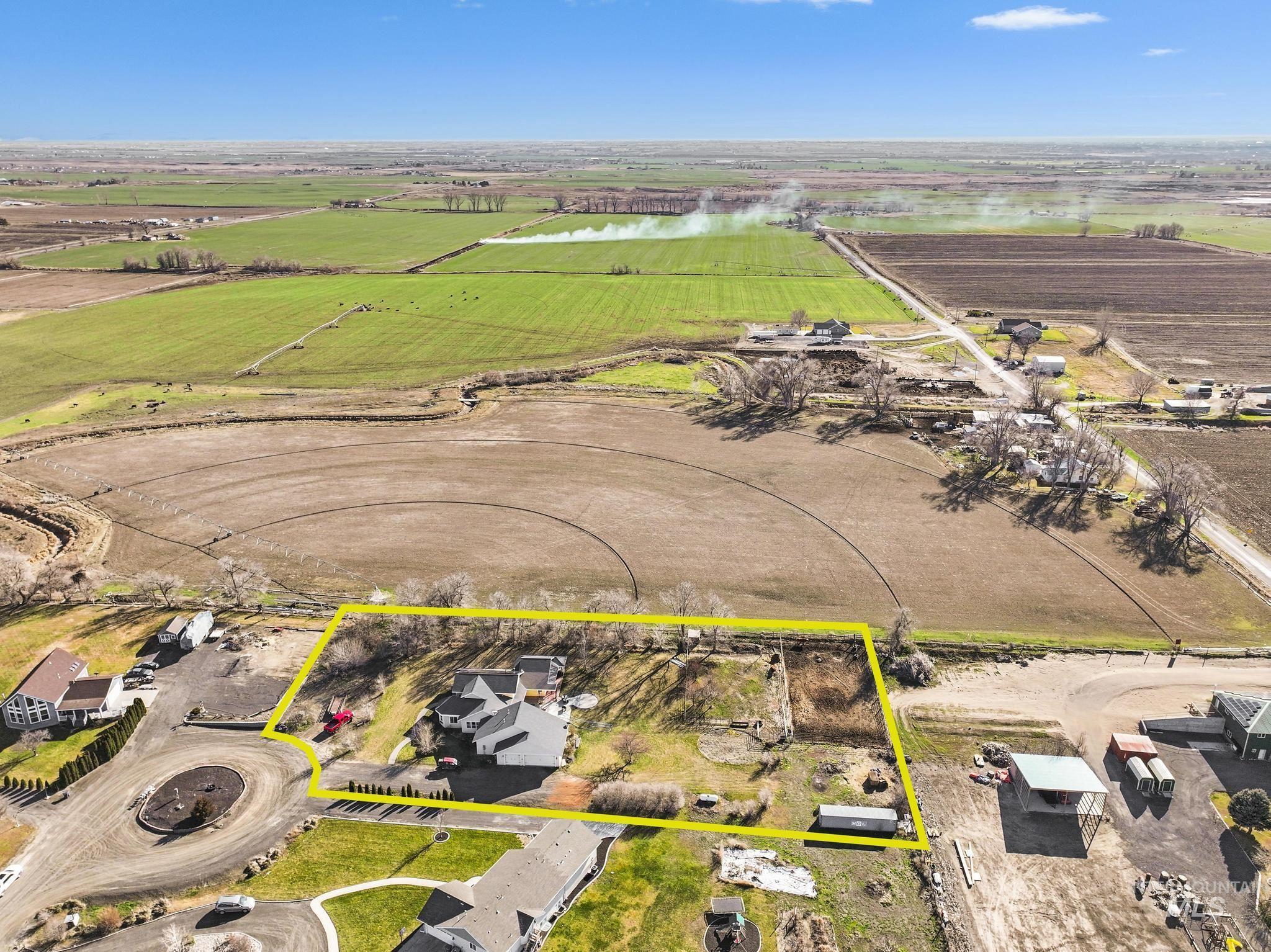 3125 Eagle Ridge Dr, Wendell, Idaho 83355, 4 Bedrooms, 2.5 Bathrooms, Residential For Sale, Price $720,000,MLS 98974618