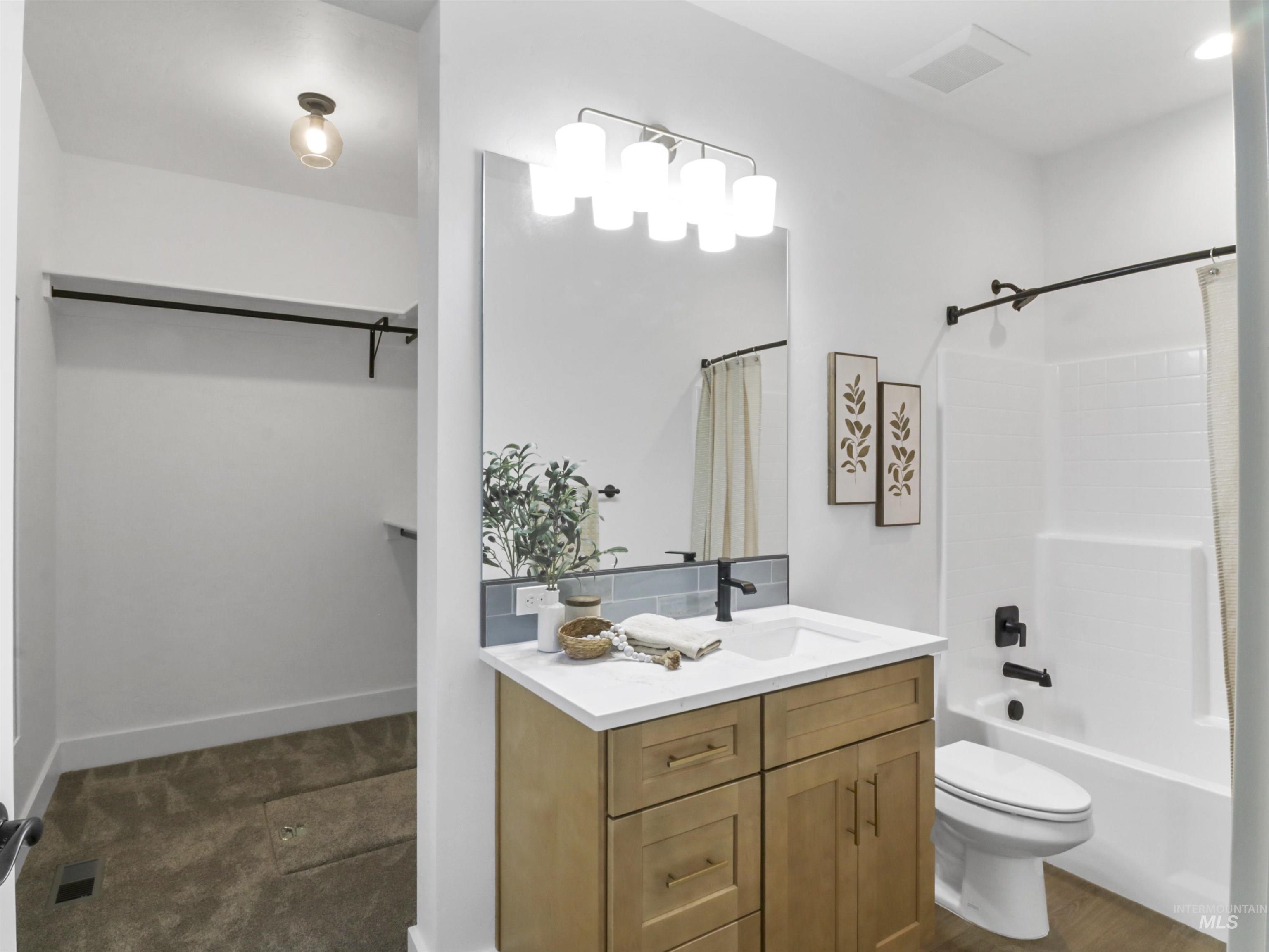 8991 Edna Lane, Middleton, Idaho 83644, 4 Bedrooms, 4.5 Bathrooms, Residential For Sale, Price $1,295,000,MLS 98974621