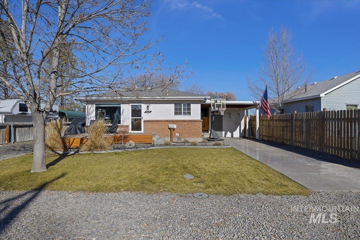 1625 4th Avenue East, Twin Falls, Idaho 83301, 4 Bedrooms, 2 Bathrooms, Residential For Sale, Price $359,000,MLS 98974622