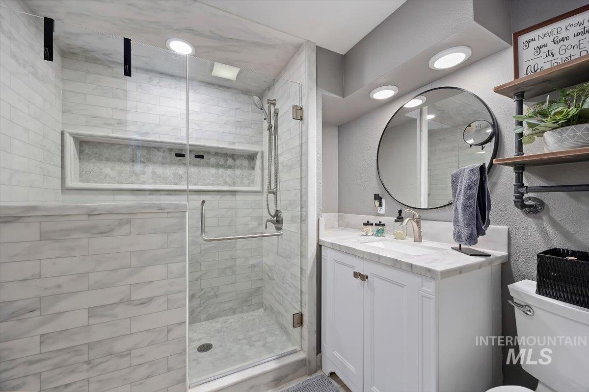 1625 4th Avenue East, Twin Falls, Idaho 83301, 4 Bedrooms, 2 Bathrooms, Residential For Sale, Price $359,000,MLS 98974622