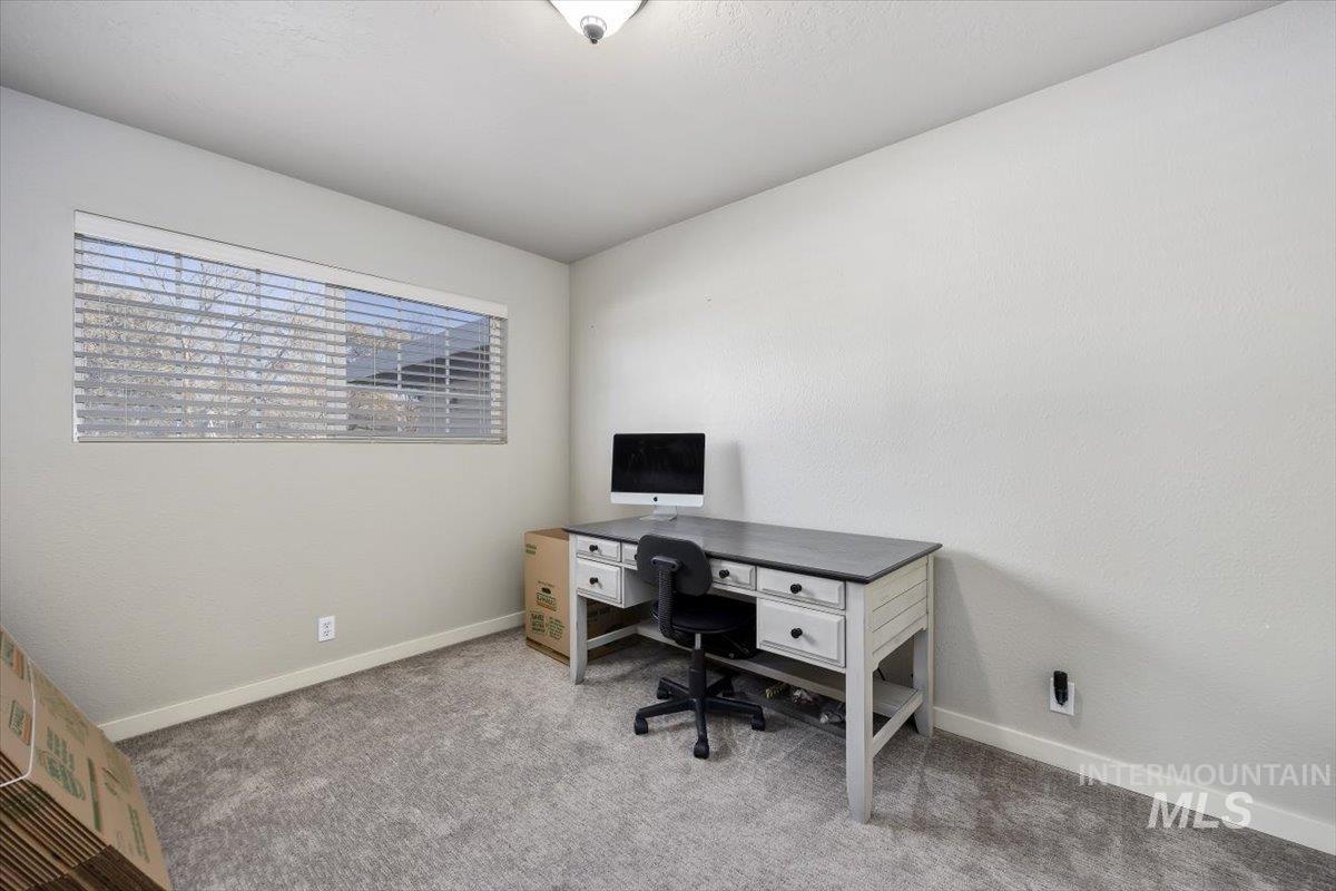 1625 4th Avenue East, Twin Falls, Idaho 83301, 4 Bedrooms, 2 Bathrooms, Residential For Sale, Price $359,000,MLS 98974622