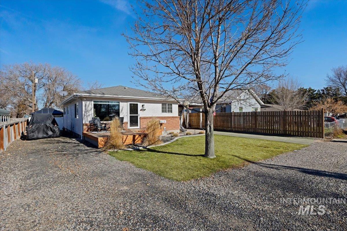 1625 4th Avenue East, Twin Falls, Idaho 83301, 4 Bedrooms, 2 Bathrooms, Residential For Sale, Price $359,000,MLS 98974622