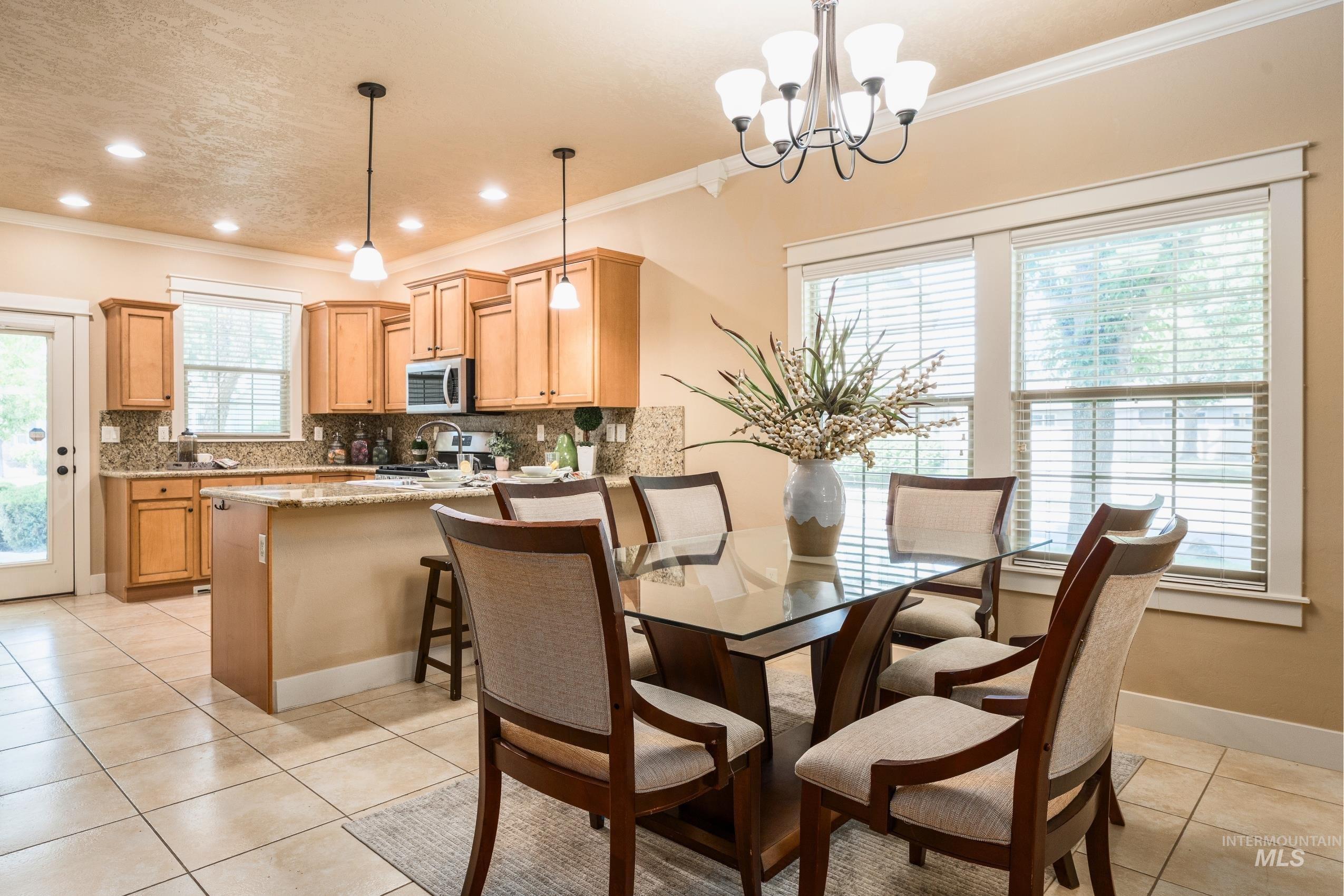 994 E Winding Creek, Eagle, Idaho 83616, 3 Bedrooms, 2.5 Bathrooms, Residential For Sale, Price $579,000, 98974624