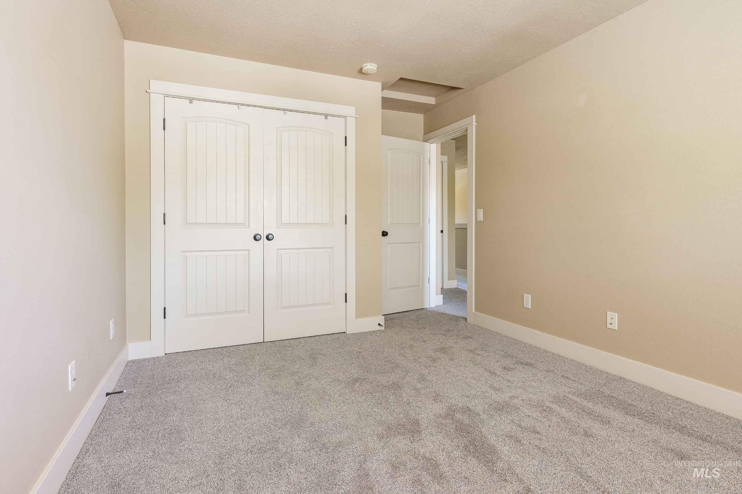 994 E Winding Creek, Eagle, Idaho 83616, 3 Bedrooms, 2.5 Bathrooms, Residential For Sale, Price $579,000, 98974624