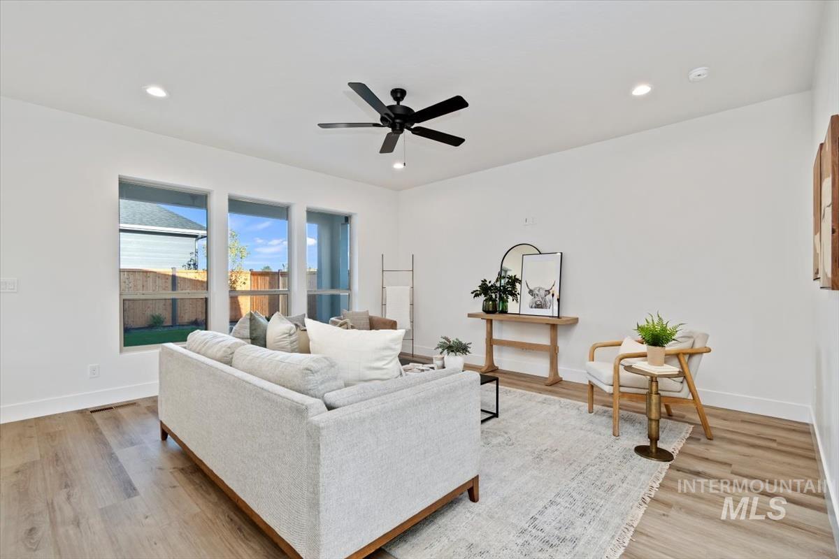 11162 S Corballis Ln, Kuna, Idaho 83634, 3 Bedrooms, 2 Bathrooms, Residential For Sale, Price $494,880,MLS 98974627