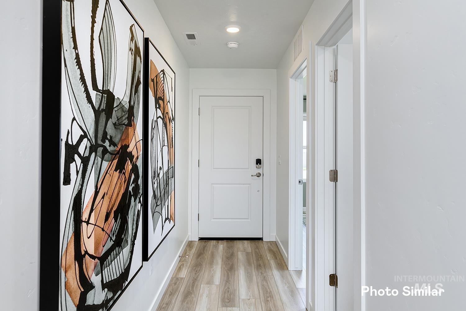 1926 E Springloyd St, Meridian, Idaho 83642, 4 Bedrooms, 3 Bathrooms, Residential For Sale, Price $546,900,MLS 98974630