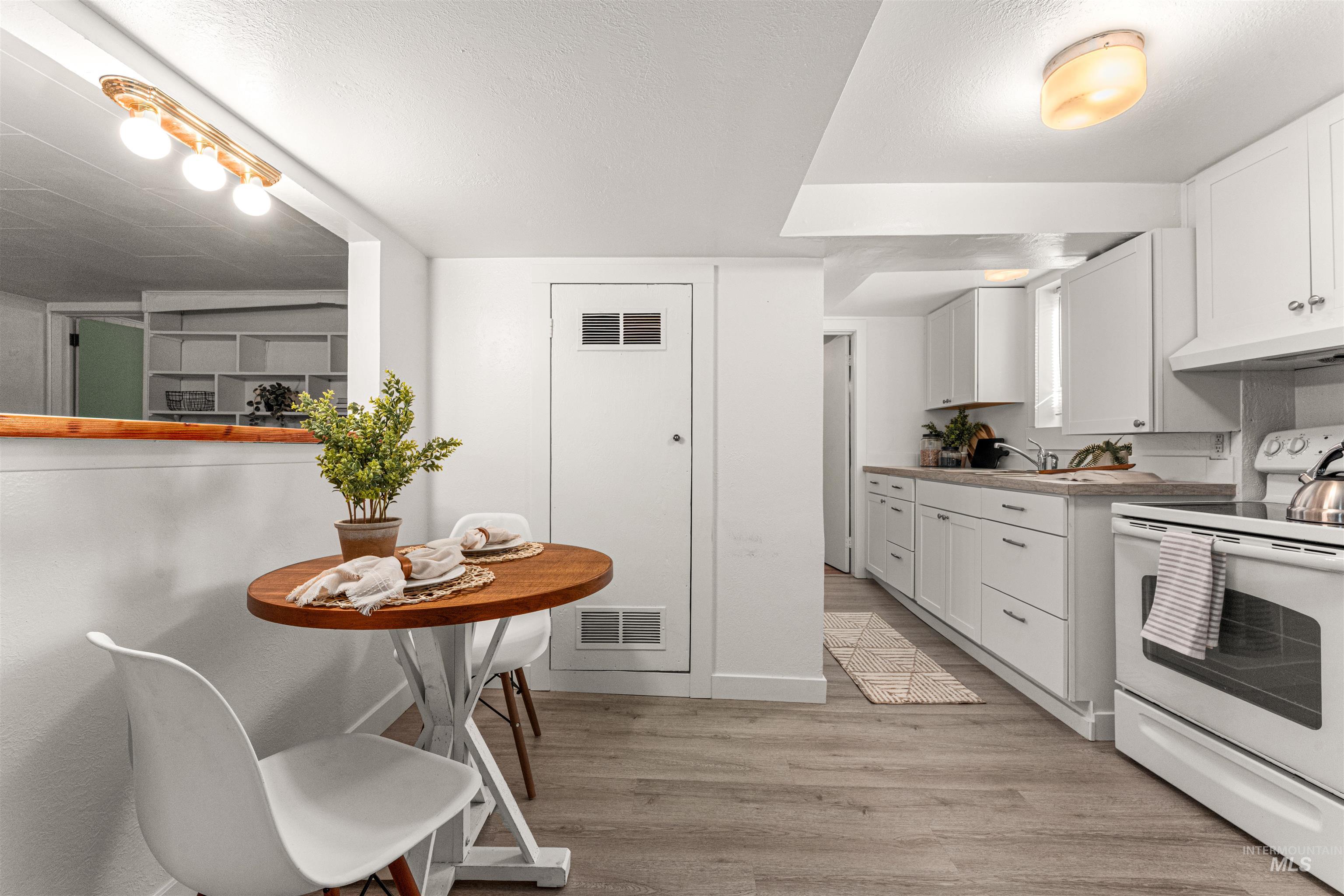 500 N PACIFIC ST, Boise, Idaho 83706, 4 Bedrooms, 2 Bathrooms, Residential For Sale, Price $559,999,MLS 98974634