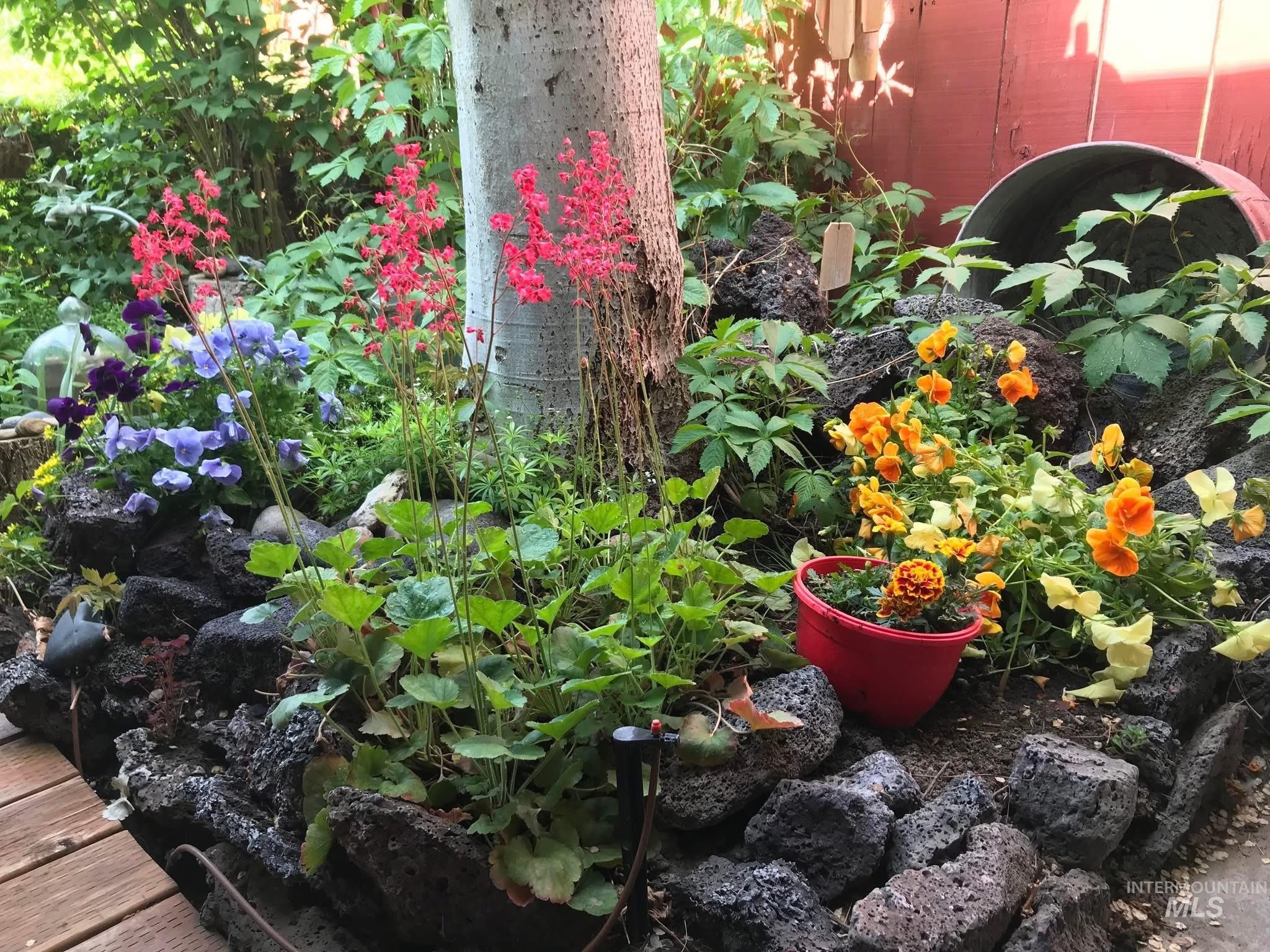 1105 Nevada St., Gooding, Idaho 83330, 4 Bedrooms, 2 Bathrooms, Residential For Sale, Price $305,000,MLS 98974637