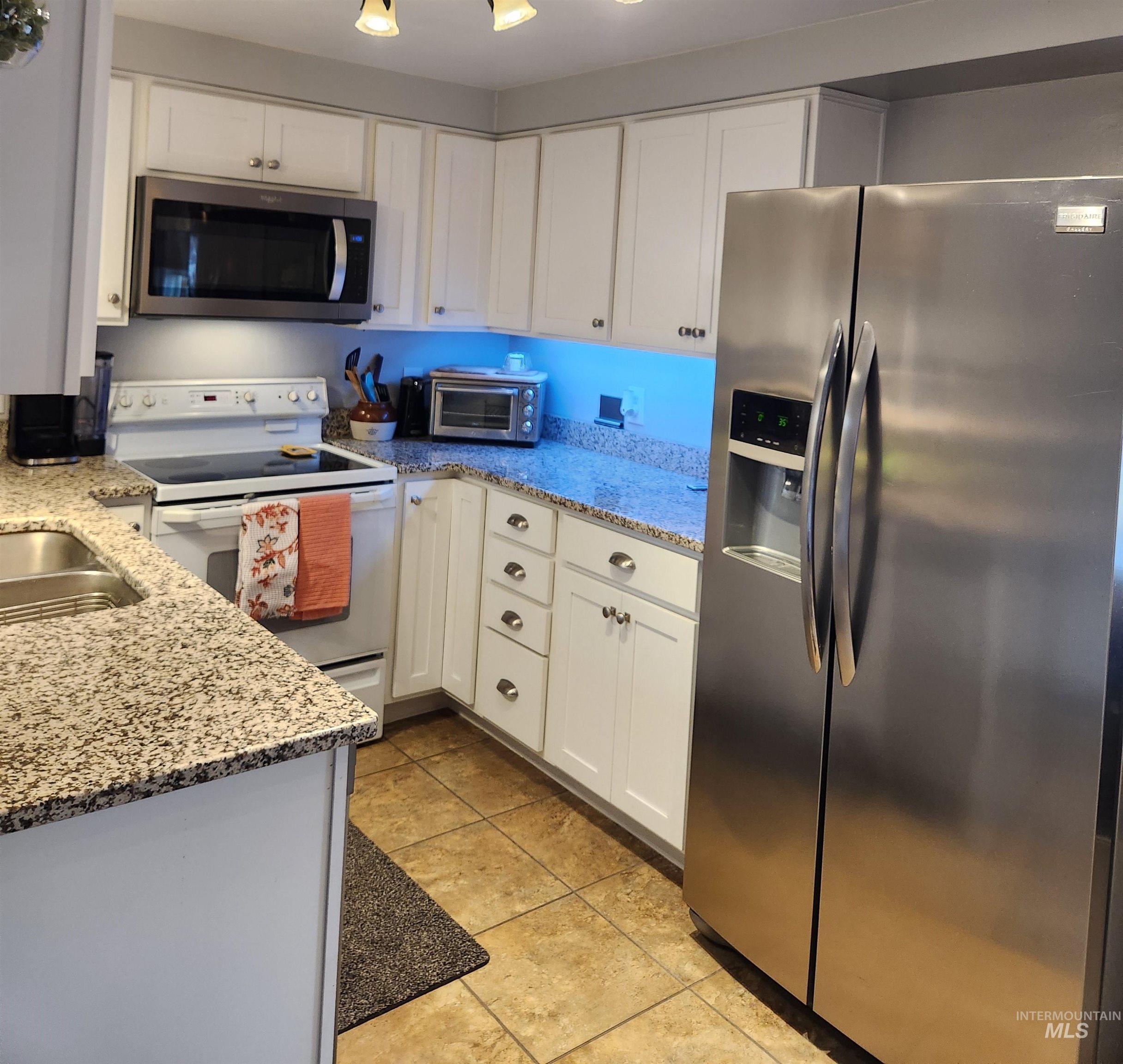 1105 Nevada St., Gooding, Idaho 83330, 4 Bedrooms, 2 Bathrooms, Residential For Sale, Price $305,000,MLS 98974637