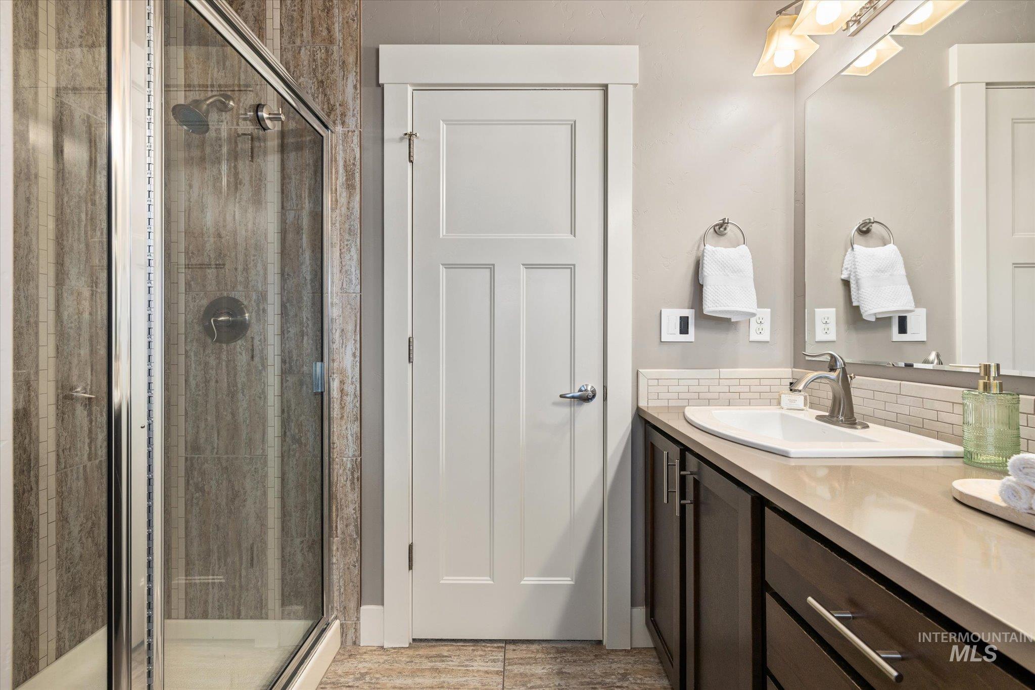 2737 E Humboldt Lane, Boise, Idaho 83706, 3 Bedrooms, 2.5 Bathrooms, Residential For Sale, Price $559,000,MLS 98974638