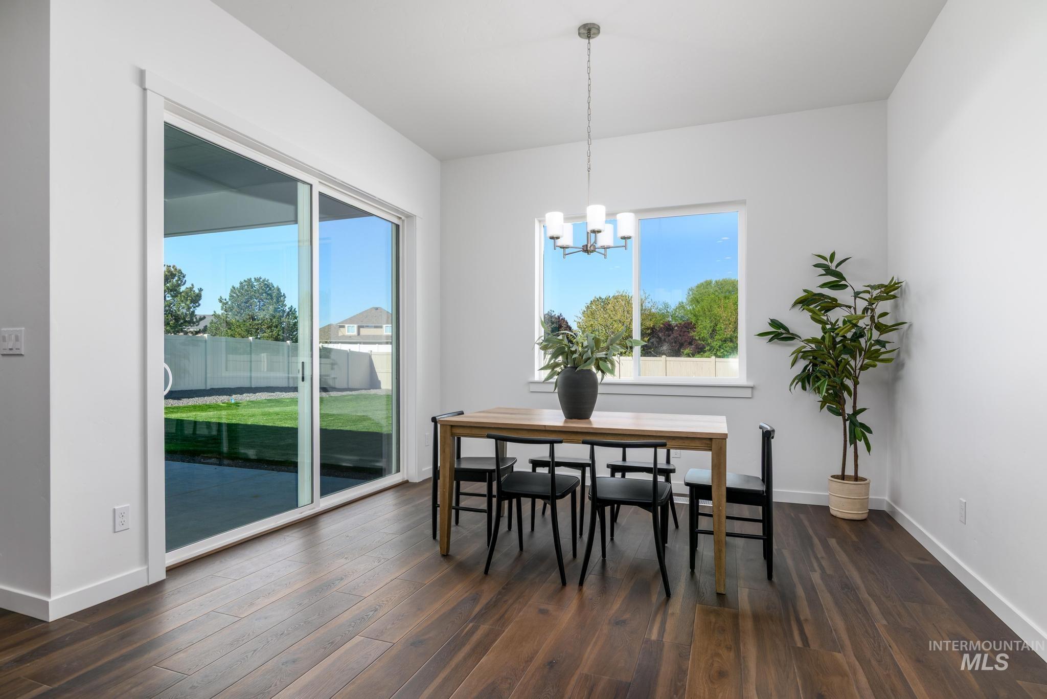 5324 Sparky Ave, Caldwell, Idaho 83607, 3 Bedrooms, 2.5 Bathrooms, Residential For Sale, Price $519,000,MLS 98974639